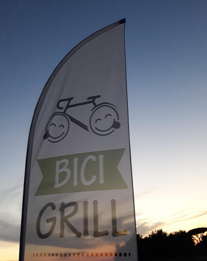 Bici Grill Decimo Miglio Aeroporto Ciampino Francigena Country House 外观 照片